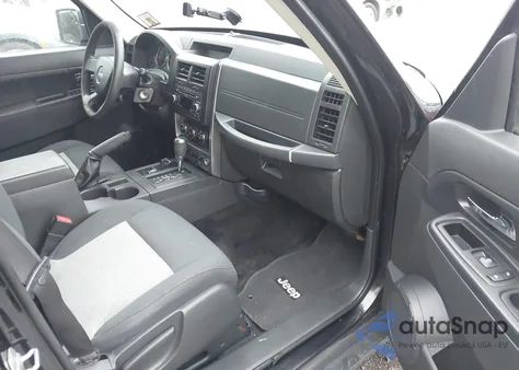 2010 Jeep Liberty Sport z USA, uszkodzony, nr VIN 1J4PN2GK3AW170817